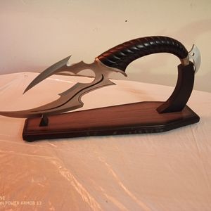 Decorative scorpion king dagger